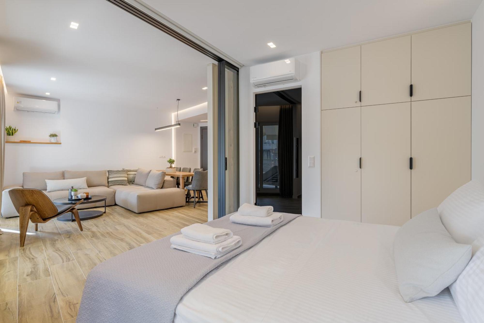 Central Sunny Loft With Plunge Pool เอเธนส์ ภายนอก รูปภาพ