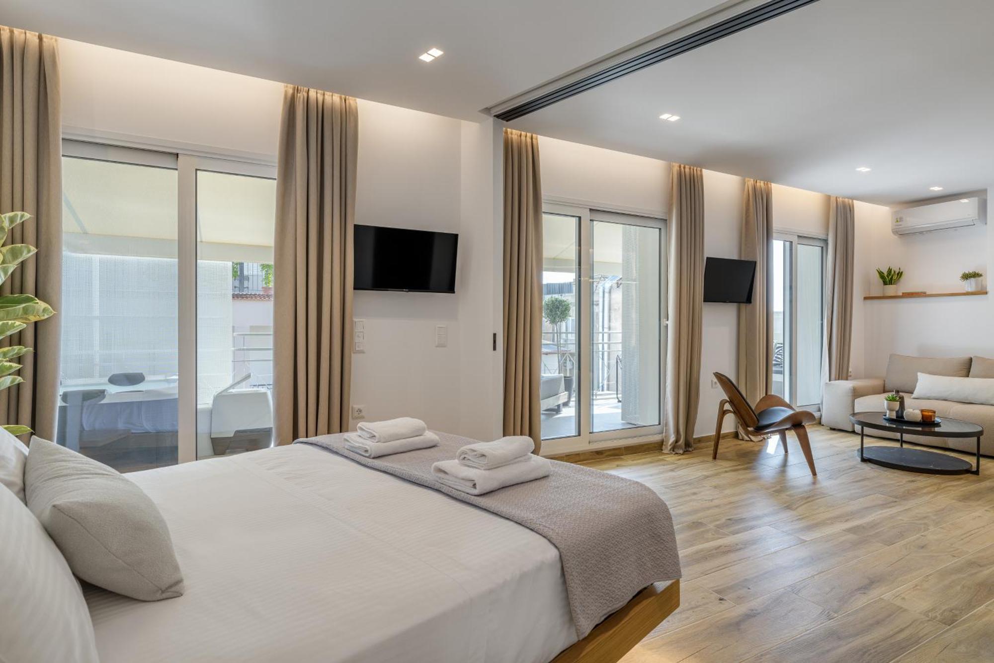 Central Sunny Loft With Plunge Pool เอเธนส์ ภายนอก รูปภาพ