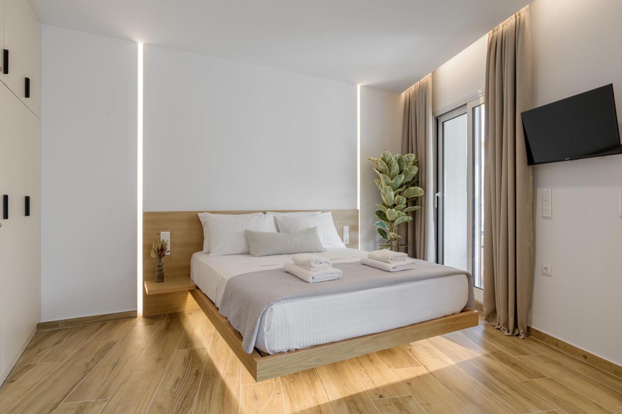 Central Sunny Loft With Plunge Pool เอเธนส์ ภายนอก รูปภาพ
